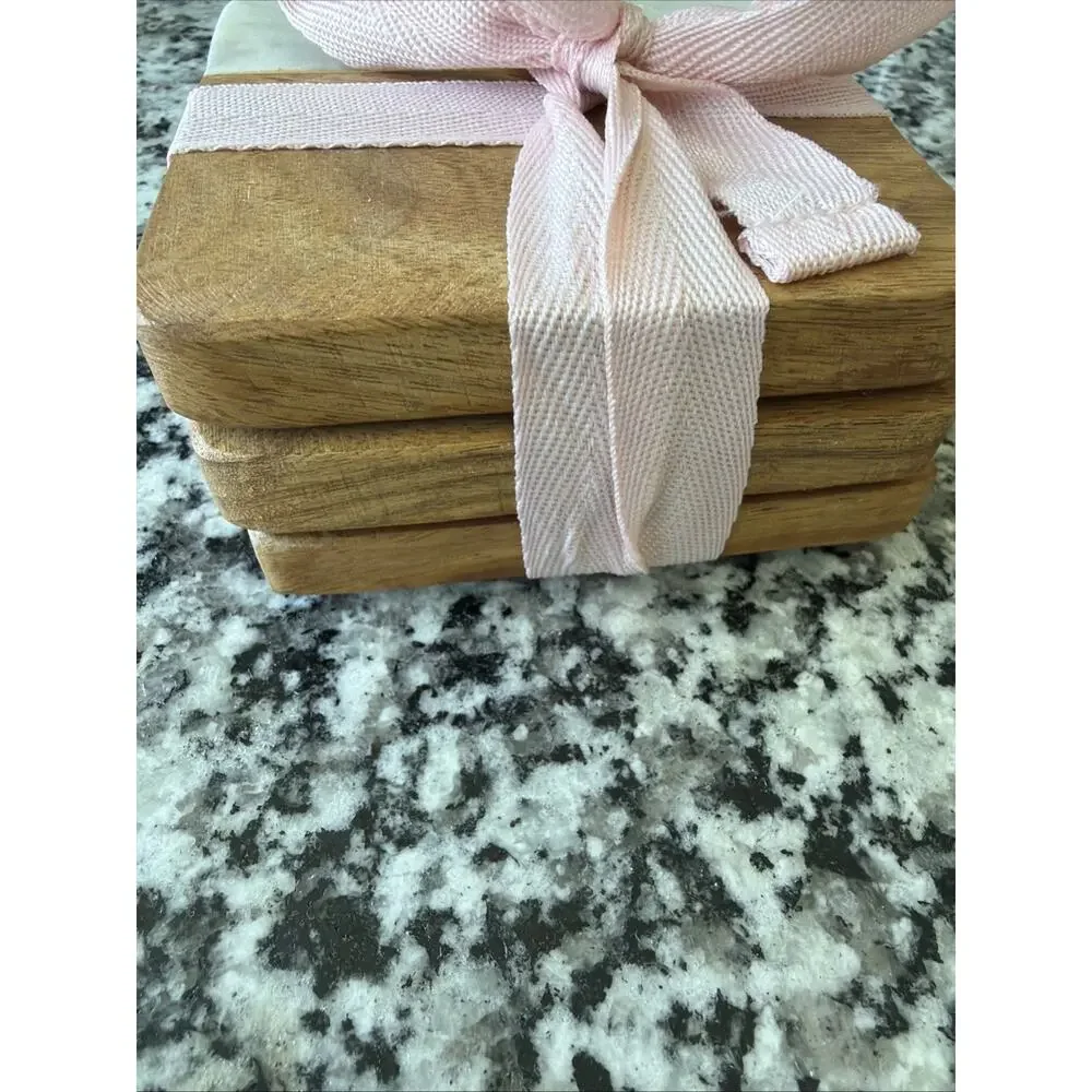 Manchester Coaster Set White Marble & Wood Threshold 4